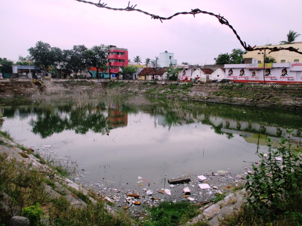 Temple tank in Yathothkari Perumal Temple where Poigai Alvar originated Temple tank in Yathothkari Perumal Temple where Poigai Alvar originated